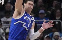 爱游戏官网入口 -关于今夜布鲁克林篮网调整名单以备NBA总决赛，迎来里程碑环节打磨，更衣室稳定，轮换策略成焦点的信息