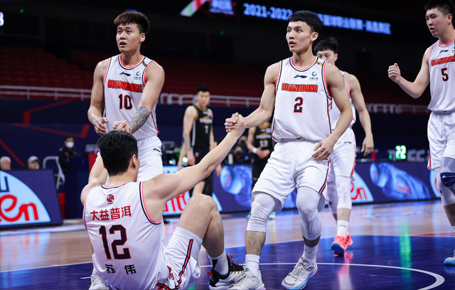 广东宏远内部会议纪要流出——赛前篮板制胜，NBA季后赛使命明确，轮换策略成焦点的简单介绍